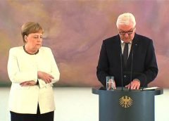Меркель дрожит